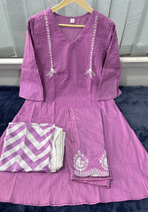 Lilac Grace Embroidered Kurta Pant and Dupatta Set