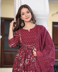 maroon dupatta set, cotton dupatta set , wearline