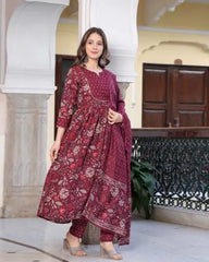 maroon dupatta set, cotton dupatta set , wearline