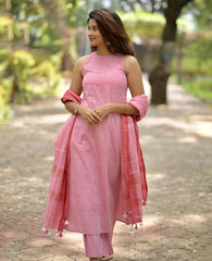 Classy handloom Kurta and Pant Set with Linen Dupatta