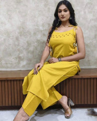 Yellow Sleeveless Cotton Slub Kurta Set with Mirror Work