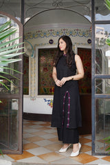 Aline Slit Black Cotton Slub Kurta Set
