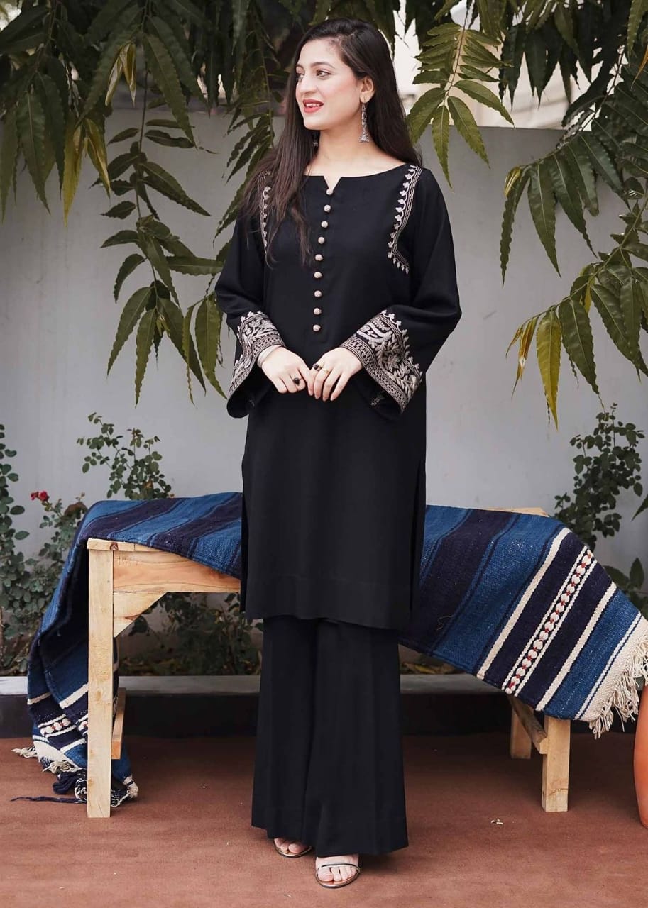Black color, wearline, kurta palazzo