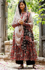 Elegant Flair Maroon Kalamkari Print Suit Set