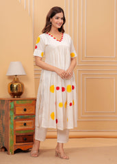 Women's White Kurta with Palazzo Floral Embroidered. V-Neck Set