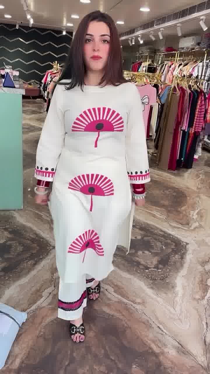 Women's  Stylish and Cotton Flex Pink Printed Kurta Set
