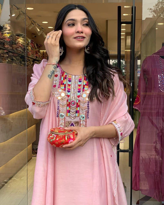 pink chanderi dupatta set, Embroidery duatta set, wearline