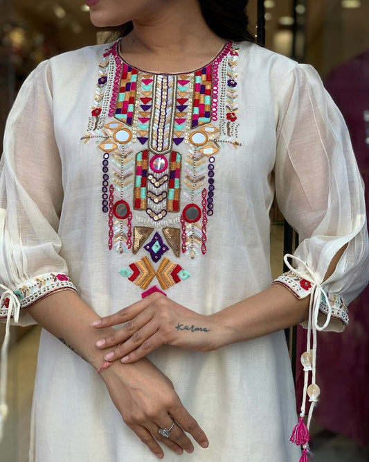 white chanderi dupatta set, embroidery dupatta set, wearline