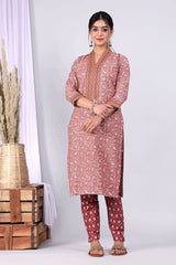Women Peach Cotton Straight Kurta