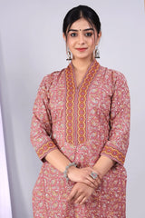 Women Peach Cotton Straight Kurta