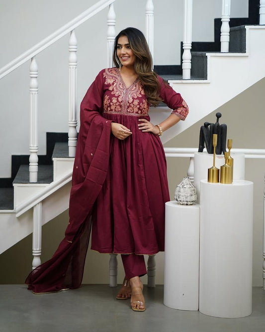wearline, Anarkali set